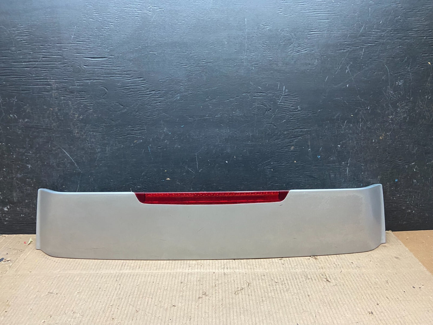 2005 to 2011 Hyundai Accent Trunk Lid Hatch 3rd Brake Light Spoiler H6573 DG10