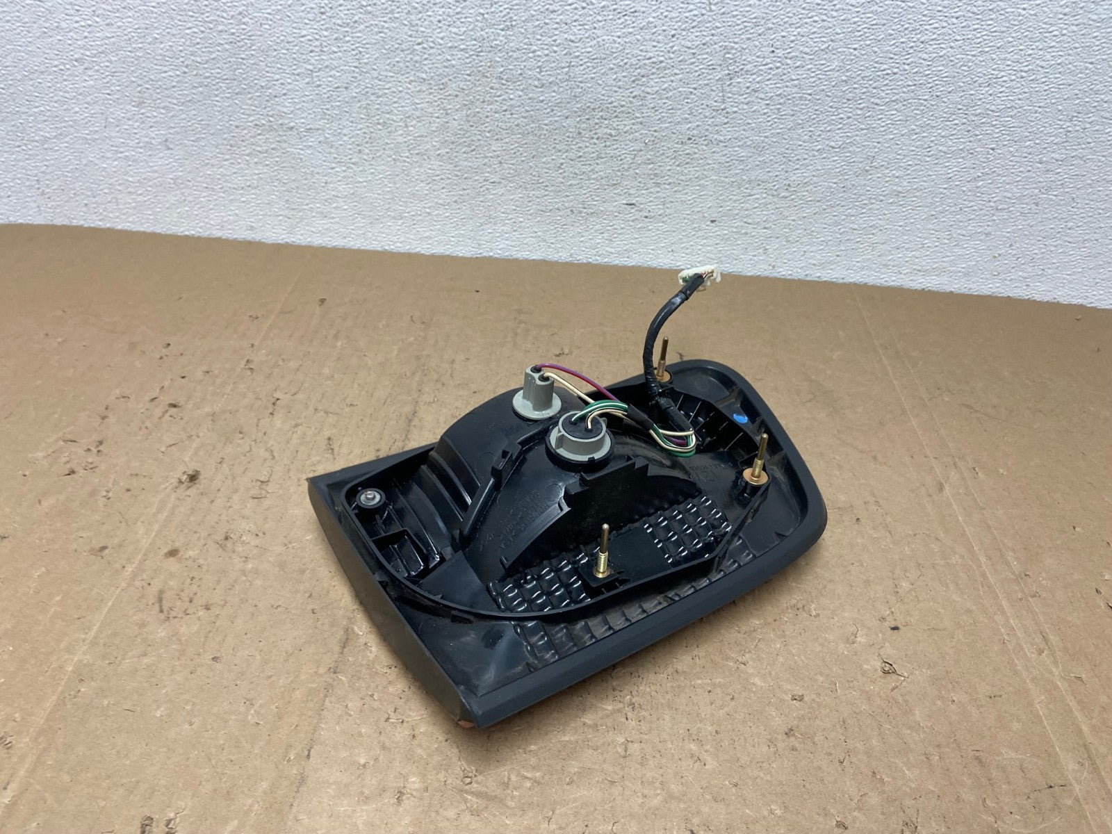 2001 2002 2003 Toyota Sienna Left Driver Lh Side Inner Tail Light AC6023 LK3