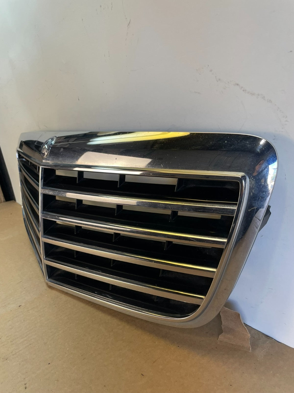 2007 to 2009 Mercedes Benz E-Class Front Upper Grill Grille AG3113 DG1