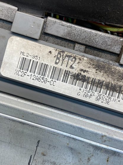 1999 Ford E350 Van 4.2L Engine Control Module xc2f-12a650-cc AI9823 DW2