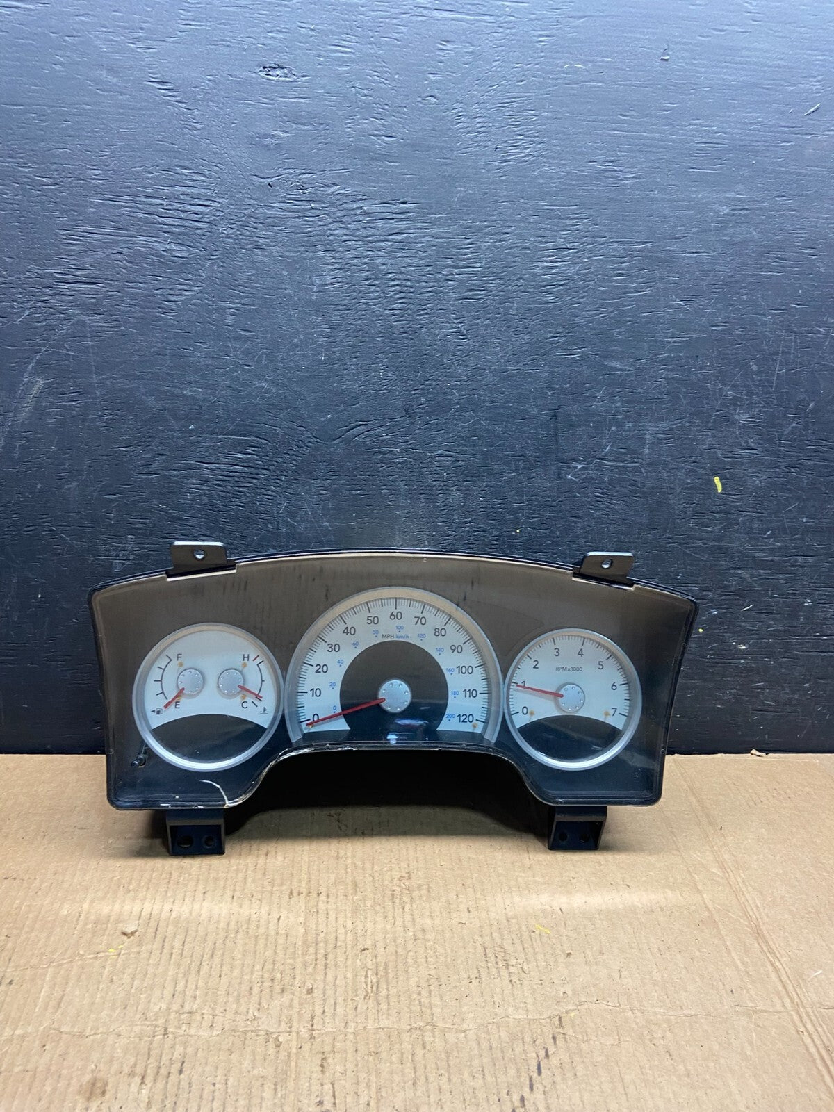 2006 to 2009 Dodge Dakota Instrument Speedometer Gauge Cluster OEM M4459 DG0