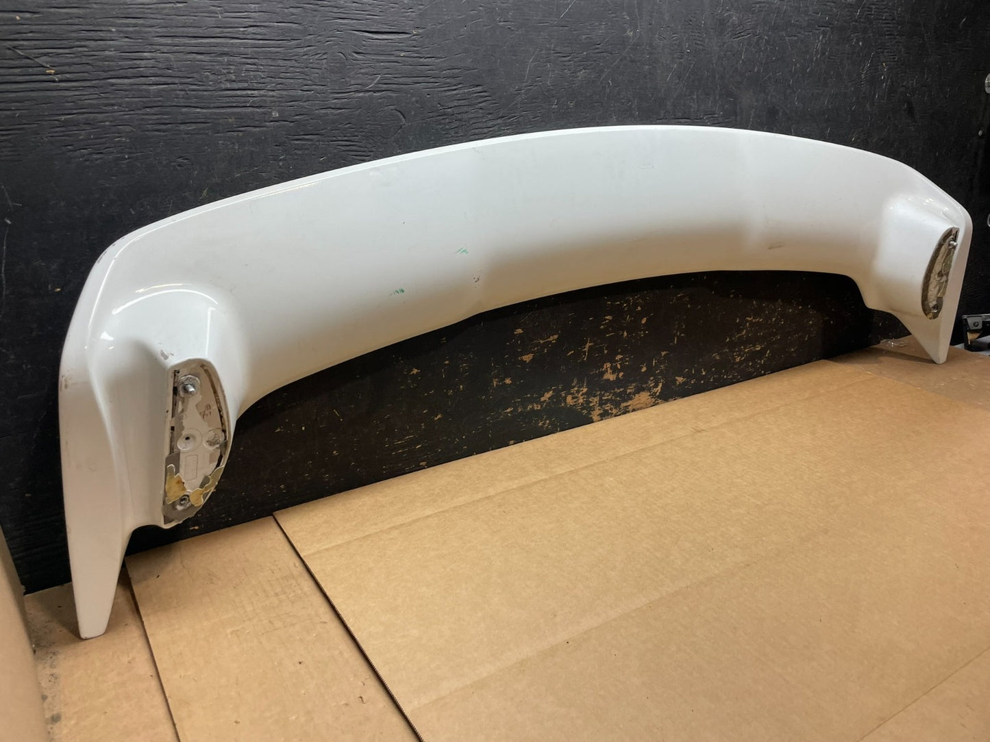 2002-2003 Mitsubishi Lancer Rear Spoiler With Brake Light OEM aa8967 DG10