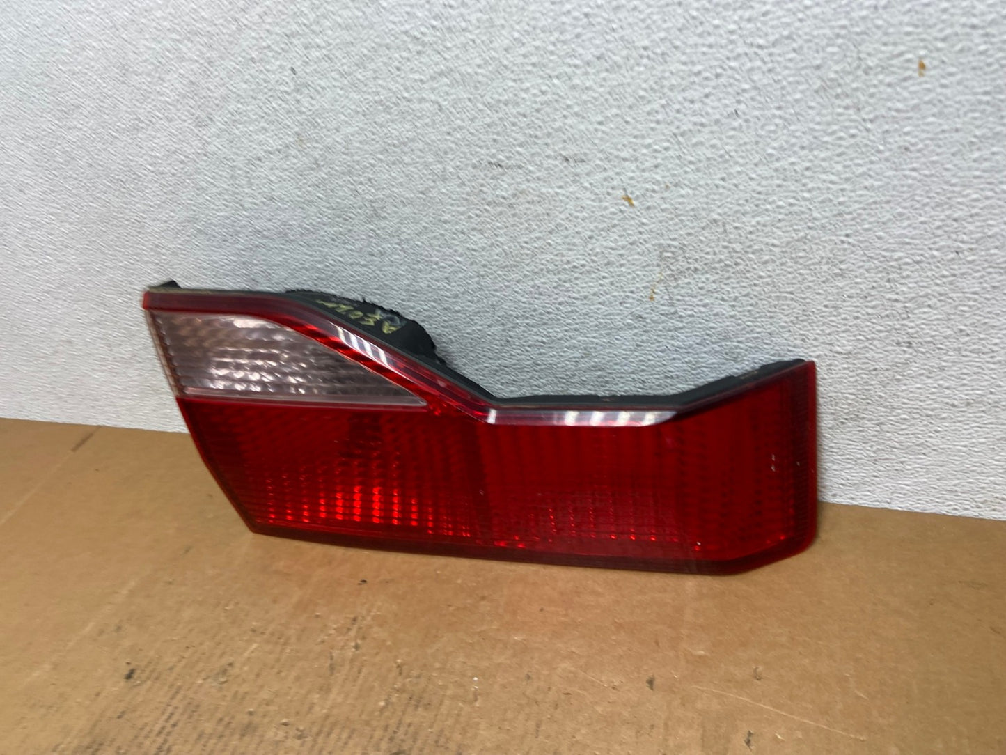1998 to 2000 Honda Accord Left Driver LH Side Inner Tail Light AE0223 LK1
