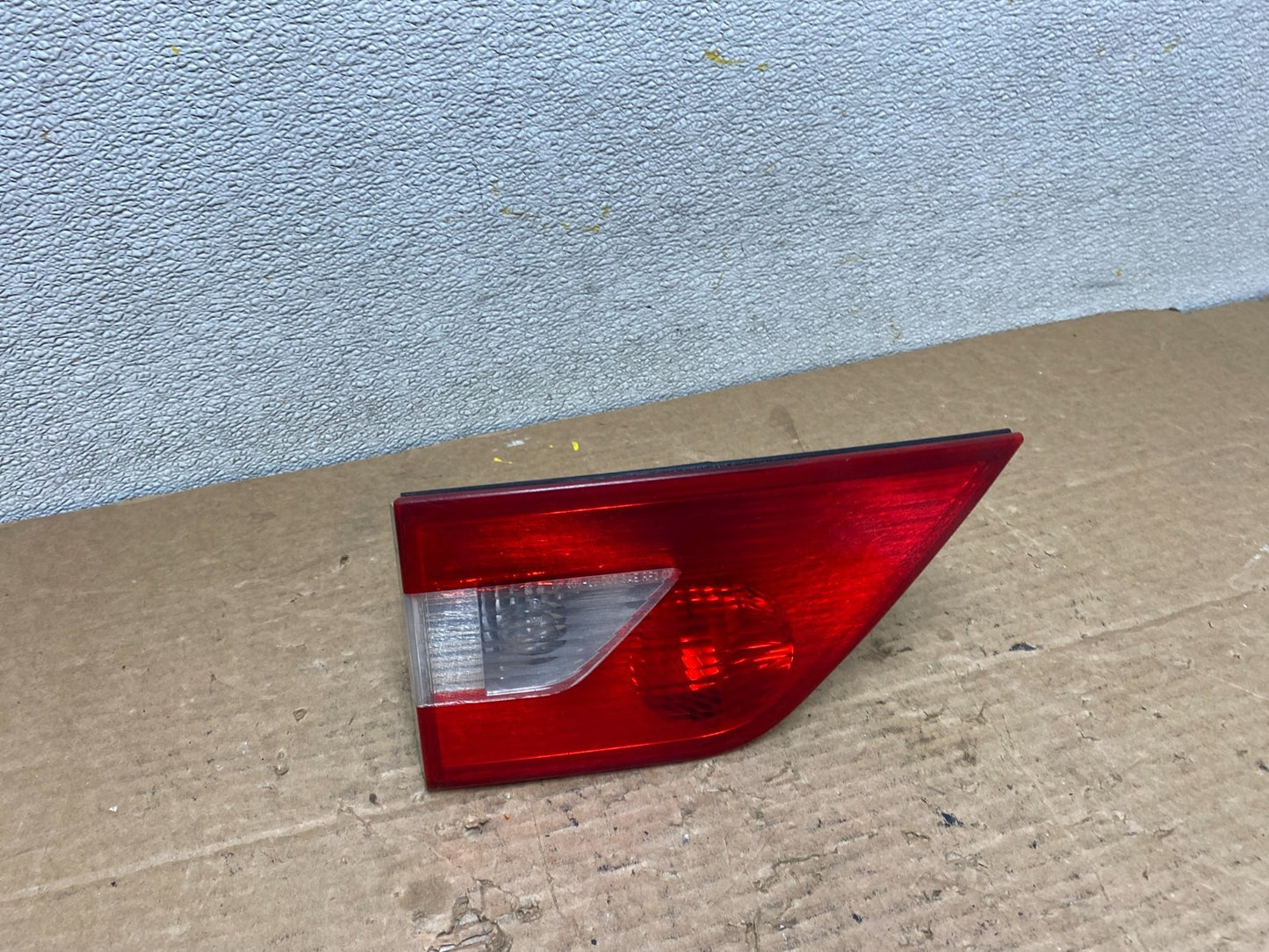 2004 2005 2006 Bmw X3 Left Driver Lh Inner Tail Light OEM Z2893 DW0