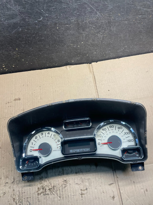 2007 2008 Ford  Expedition Speedometer Cluster Gauge OEM X9970  DG0