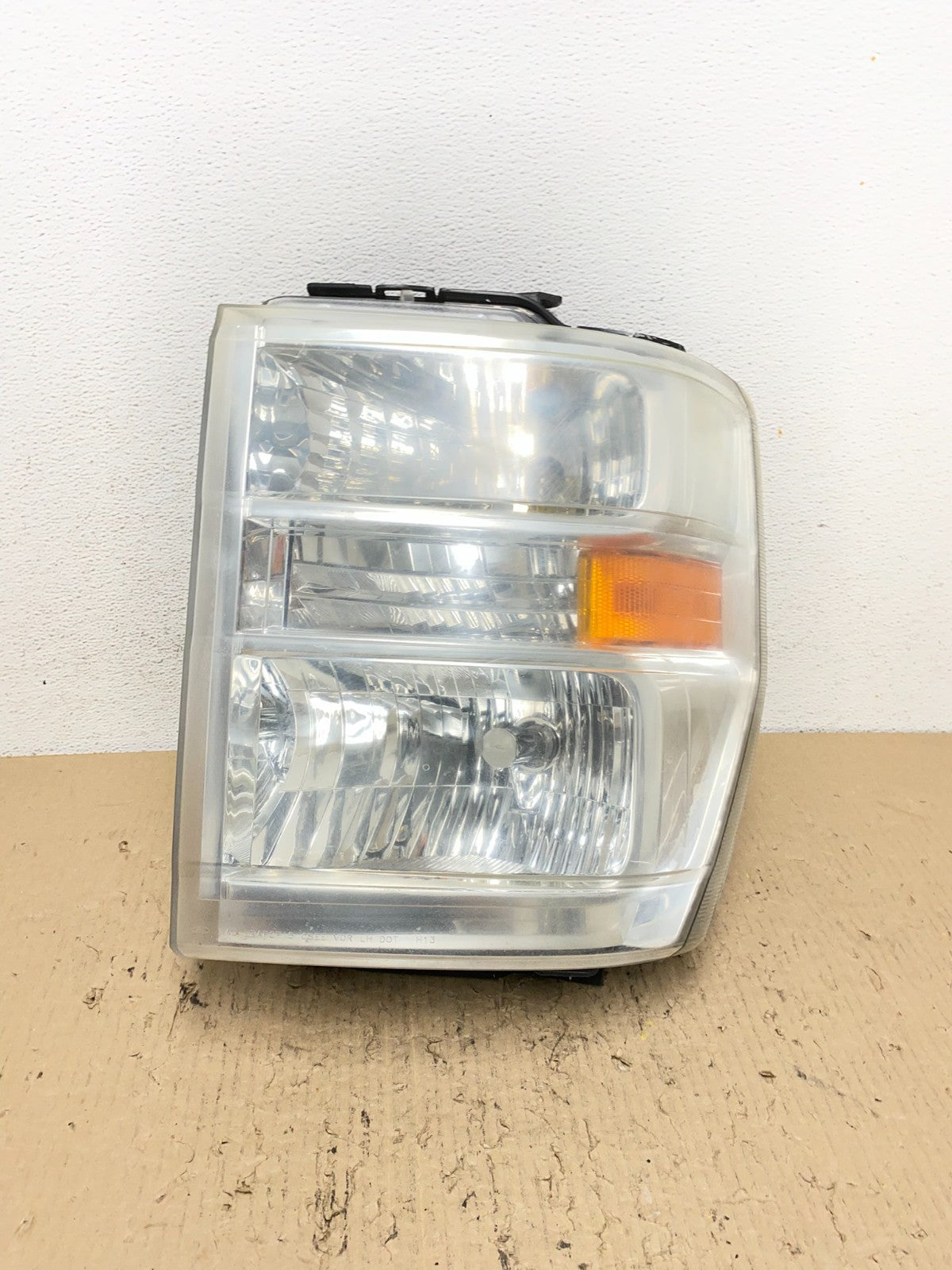 2008-2014 Ford Econoline E150 E250 E350 Left Driver LH Headlight AF7203 DW0
