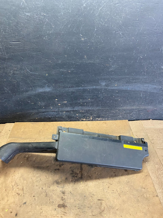 2003 to 2008 Nissan Murano Air Intake Cleaner Duct R0317 DG0