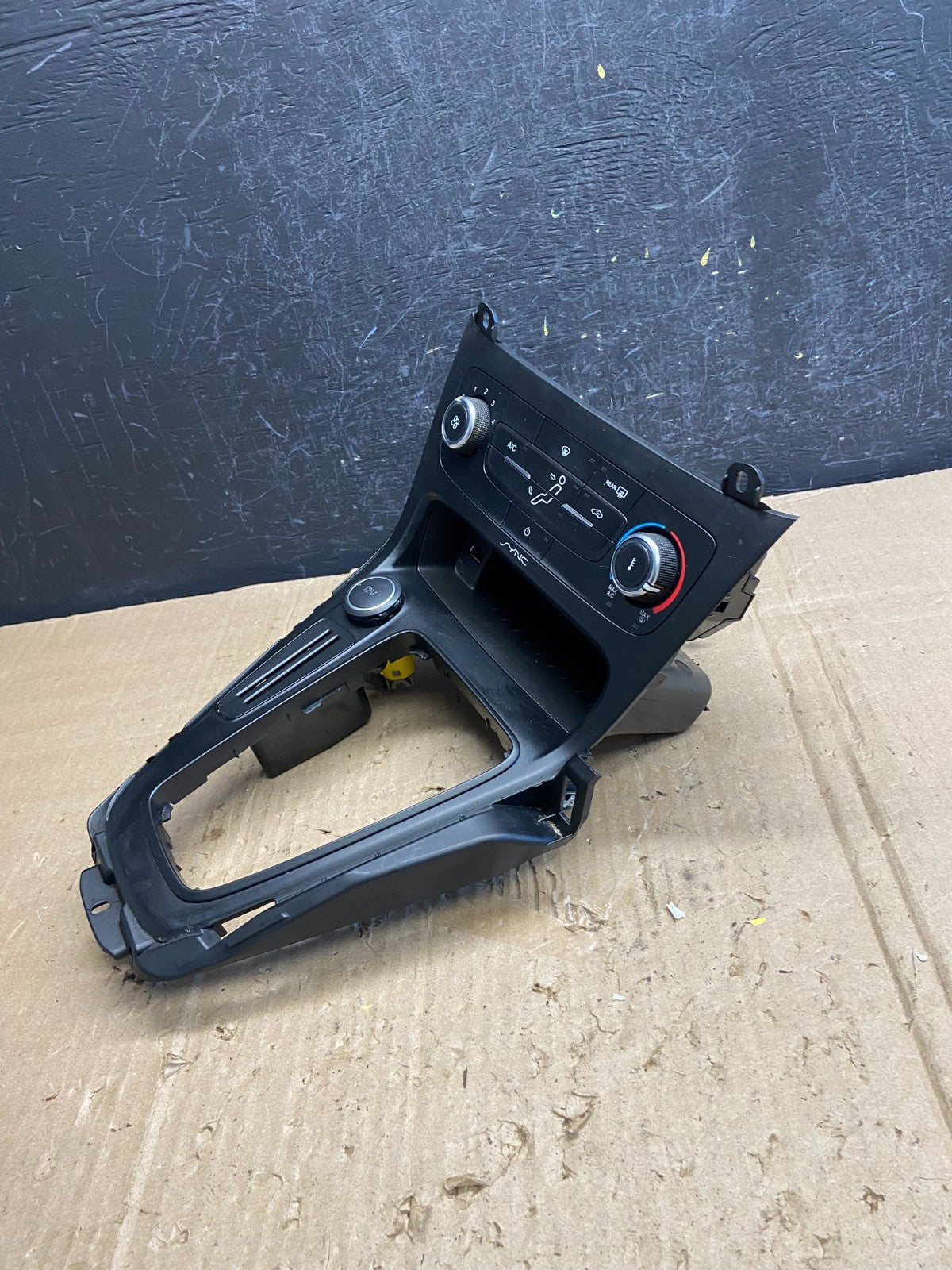 2015 2018 Ford Focus Ac Heater Climate Control Shifter Bezel Trim ae2002 DG2