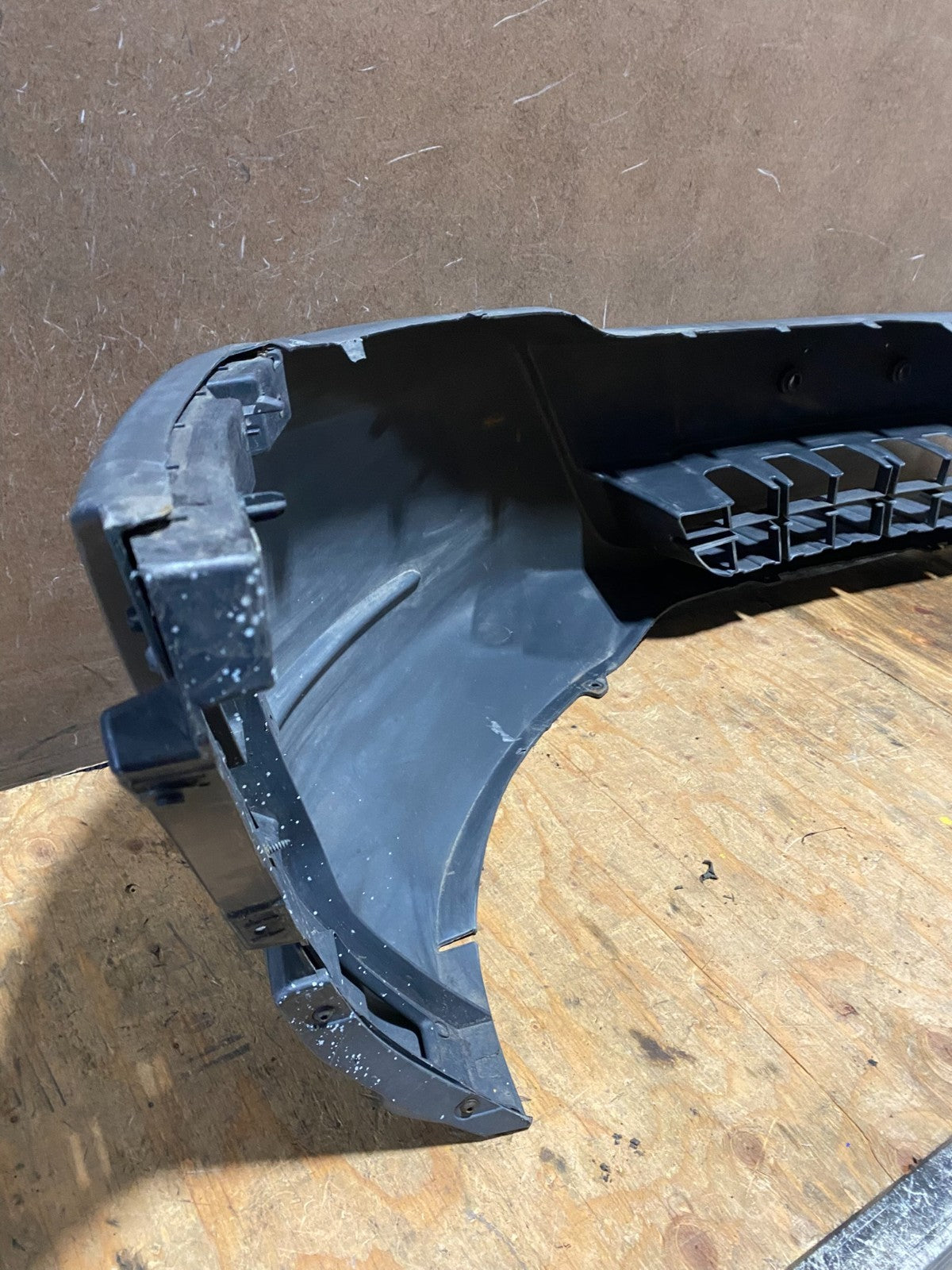 LOCAL PICK UP NY 2015 to 2019 Ford Transit-150 Front Lower Bumper Cover Z325710