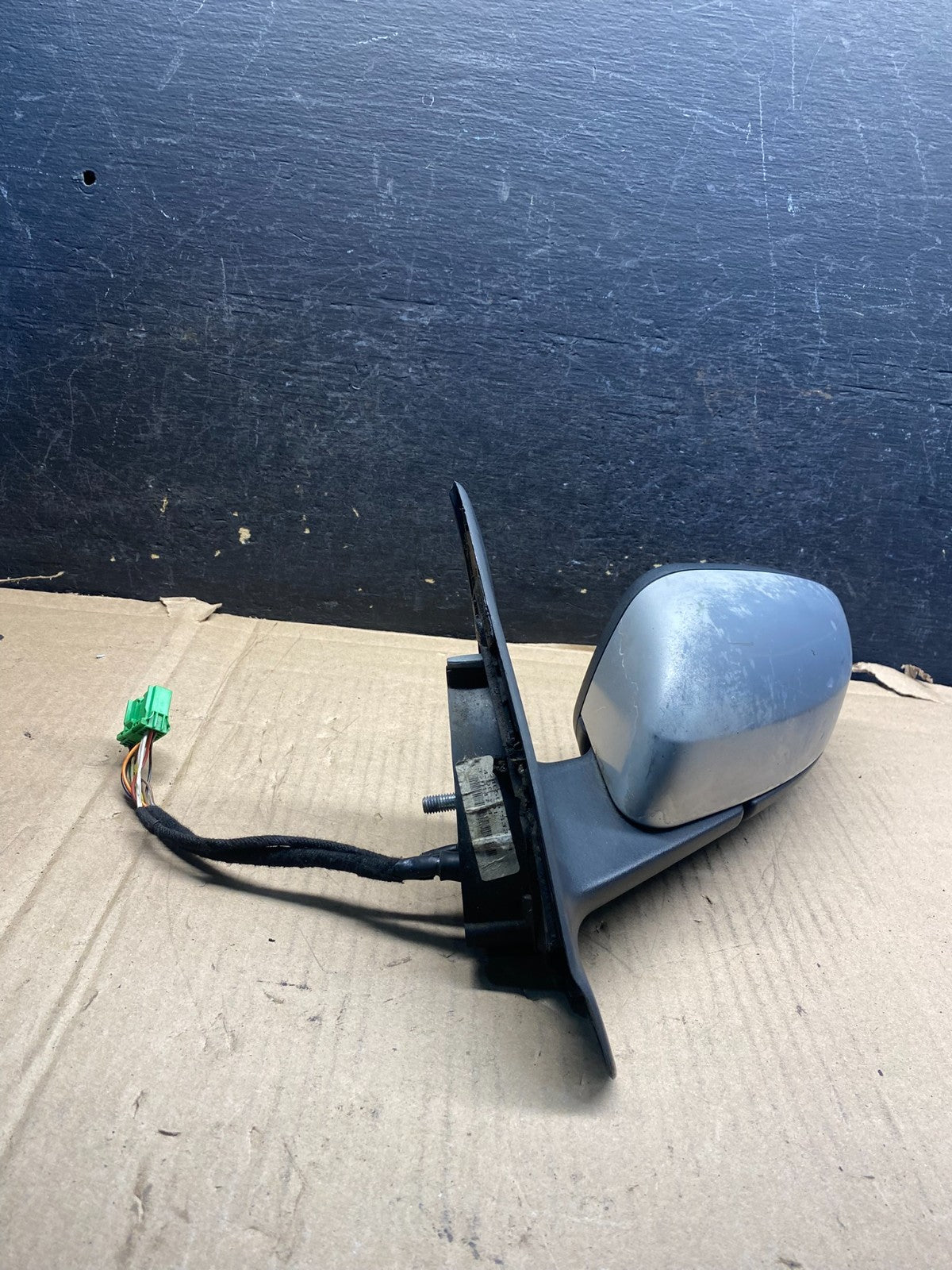2000 to 2004 Volvo V70 Left Driver Side Door Mirror AJ0516 DG1