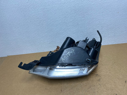 2008 2009 2010 2011 Ford Focus Right Passenger Rh Side Headlight AC1847 DW7
