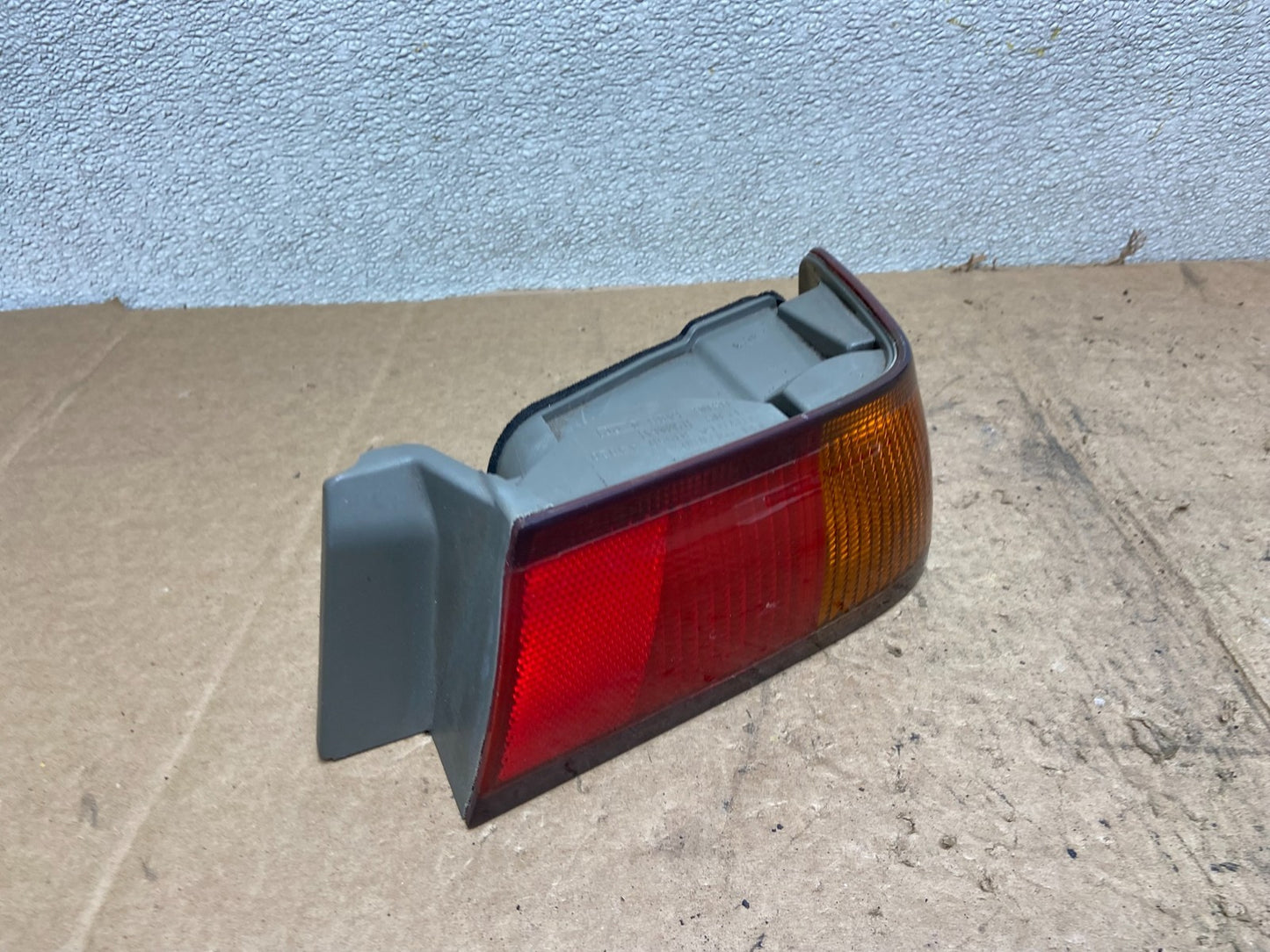 1997 1998 1999 Toyota Camry Tail Light Right Passenger Rh Side Oem AA51892
