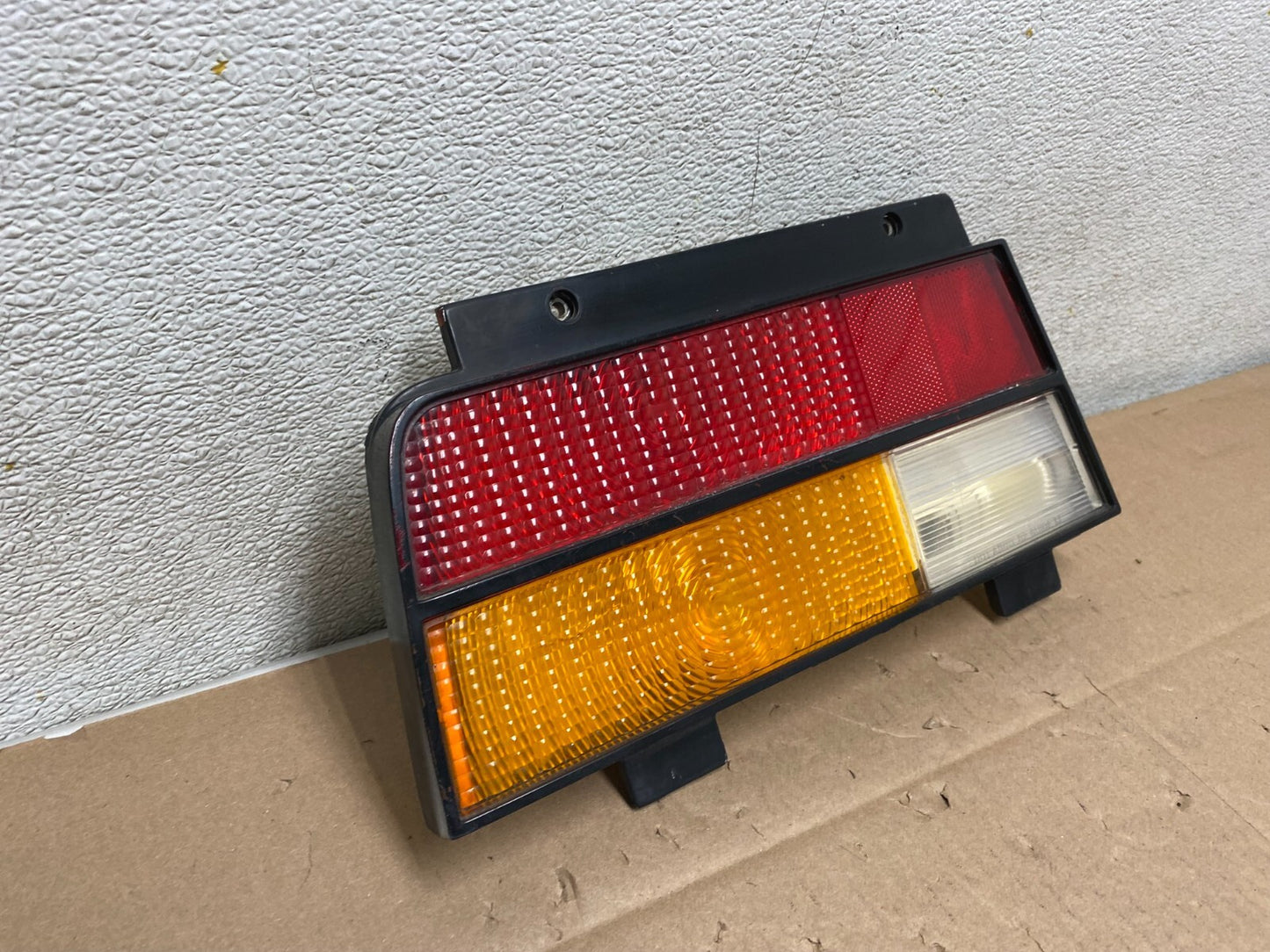 1982 to 1987 Chevrolet Cavalier Left Driver LH Side Tail Light i4230 DG2