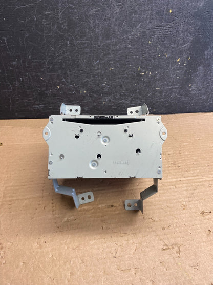 2011- 2013 Infiniti G37 M37 Radio CD Player Receiver AM/FM af2645 DG0