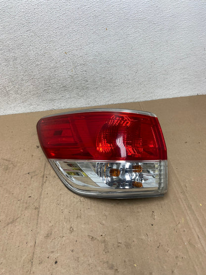 2013 to 2016 Nissan Pathfinder Left Driver Lh Side Tail light AG4740 LK0