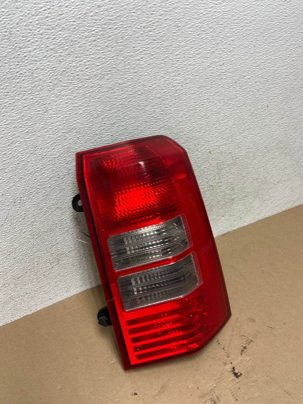 2008-2016 Jeep Patriot Right Passenger Rh Side Tail Light AF4380 LK2