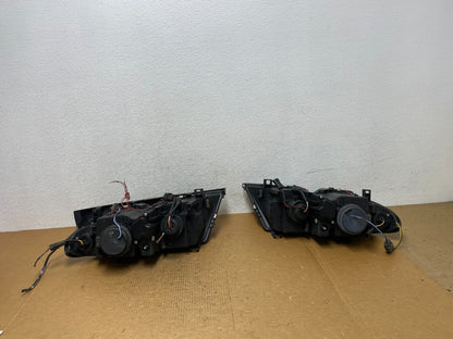 2002-2005 BMW E46 3 Series Left+Right Set Side Headlights AE03675