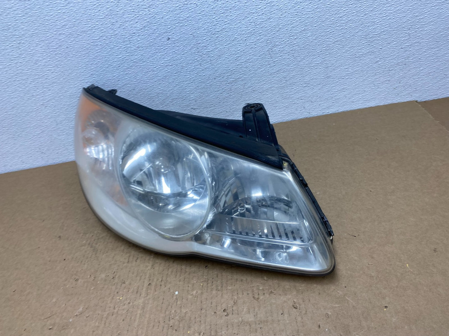 2007 2008 2009 2010 Hyundai Elantra Right Passenger Side Headlight AC1207 DW1