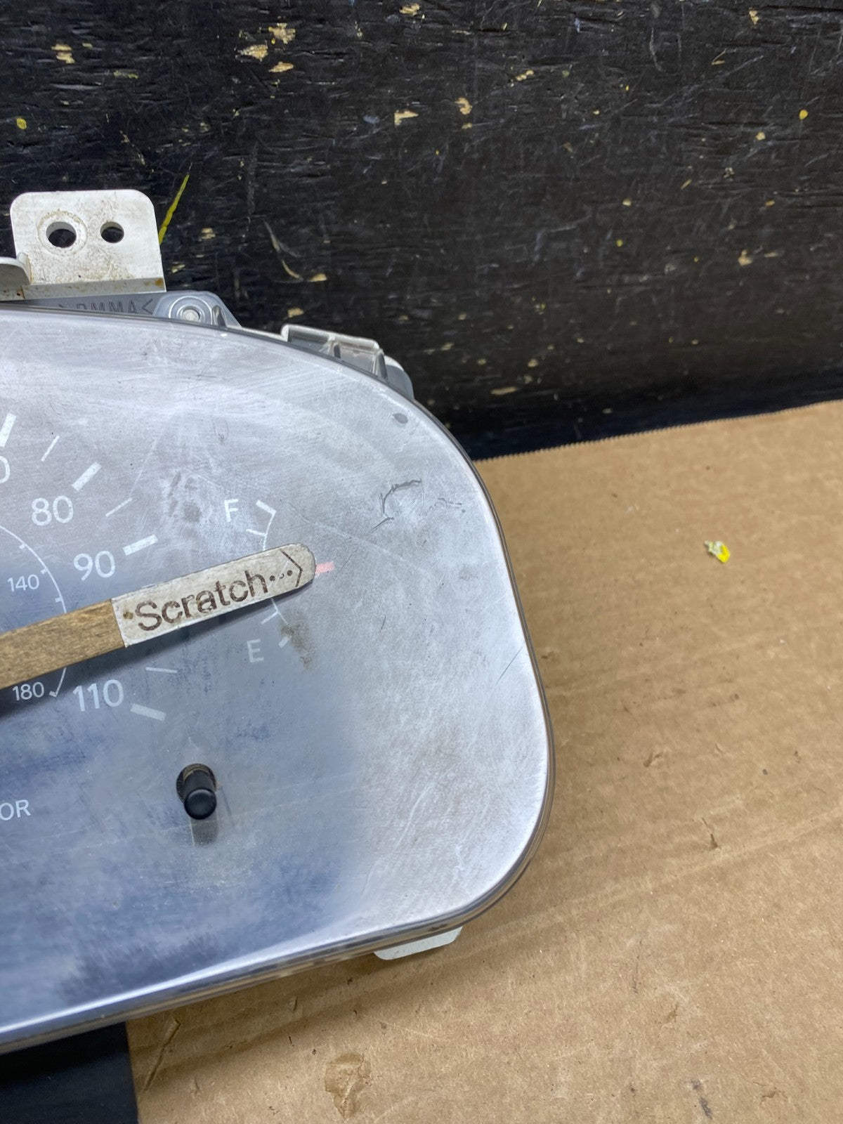 1998 1999 2000 Toyota Sienna Speedometer Cluster Gauge OEM W9588 DG1