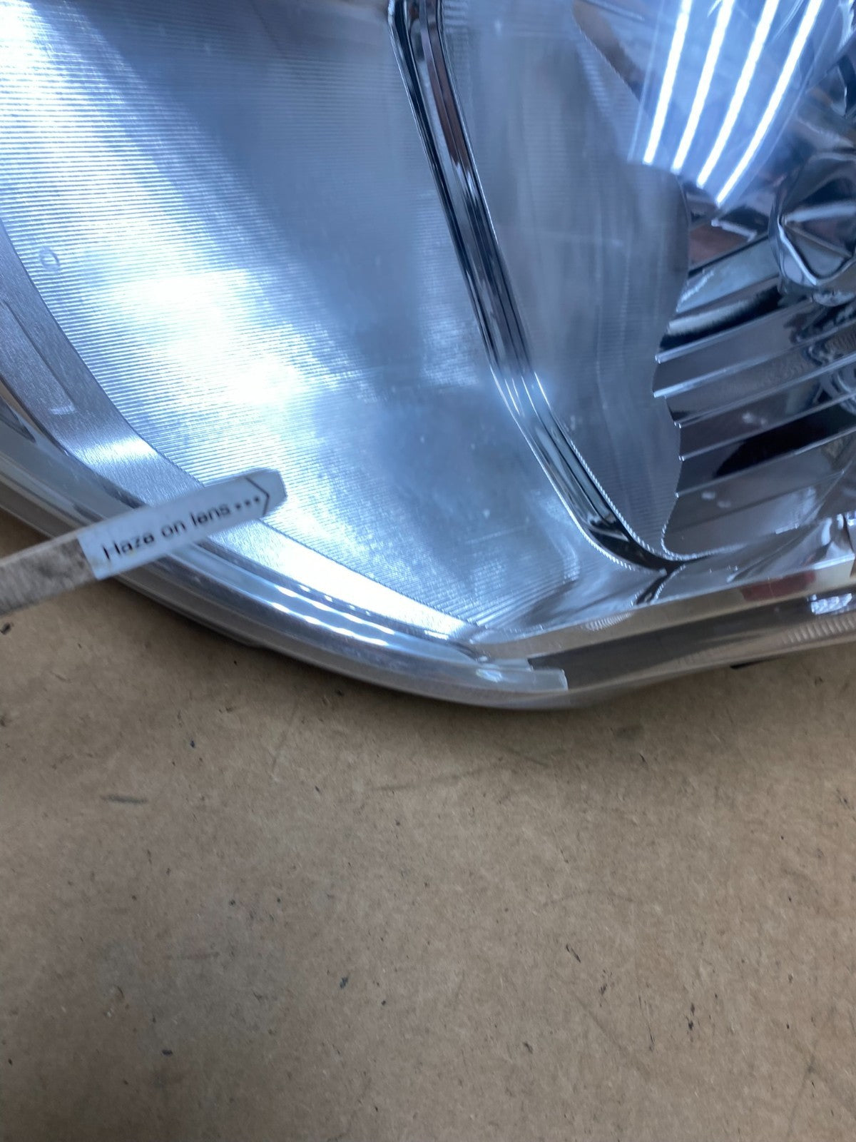 2015 to 2019 Nissan Versa Headlight Left Driver Lh Side AE3031 DW3
