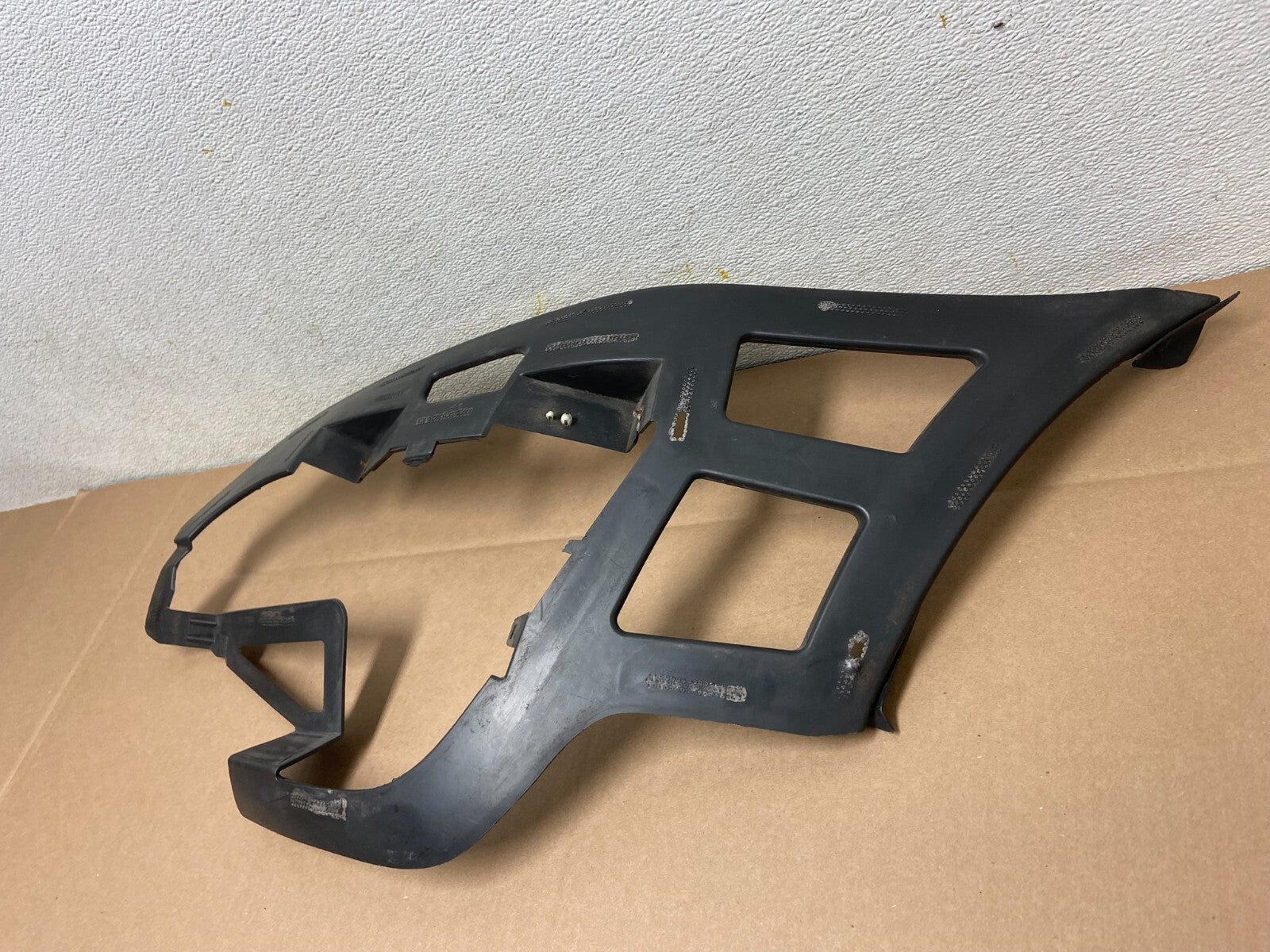 2013-2017 Chevrolet Traverse Front Left Driver LH Bumper Bracket OEM D98531