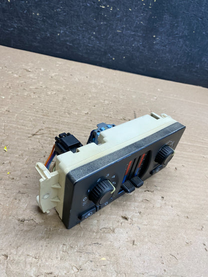 2003 to 2006 Chevrolet Silverado HVAC Heater Climate Control Module AG8453 DG1