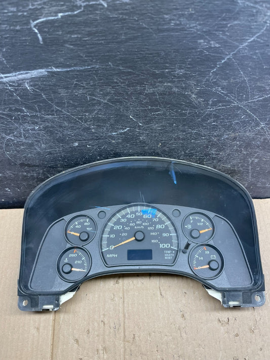 2004 to 2007 Chevrolet Express Speedometer Cluster Gauge S2316 PS0
