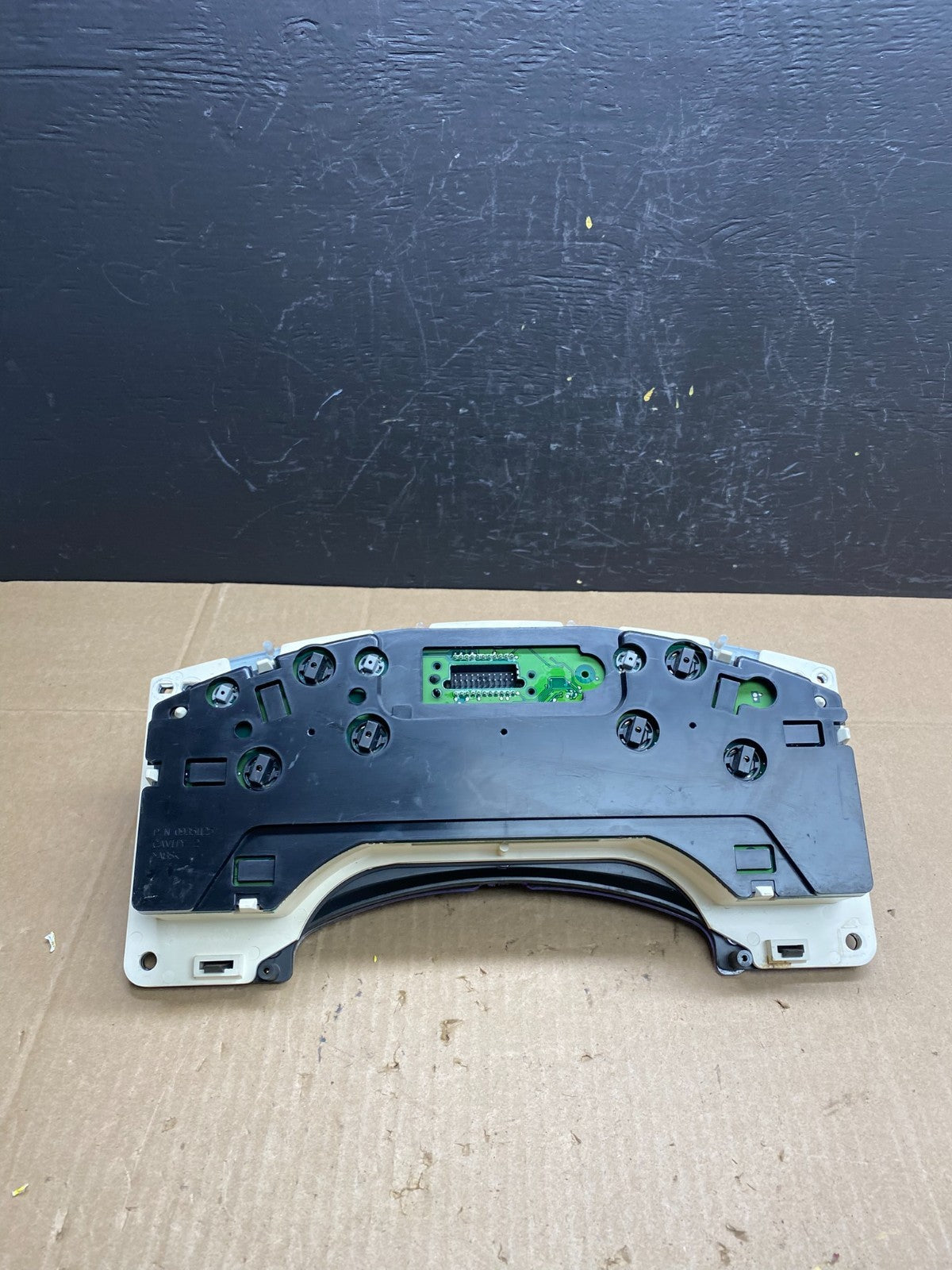 2000 to 2005 Chevrolet Astro Cluster Gauge Speedometer ECM ab9482 DG6
