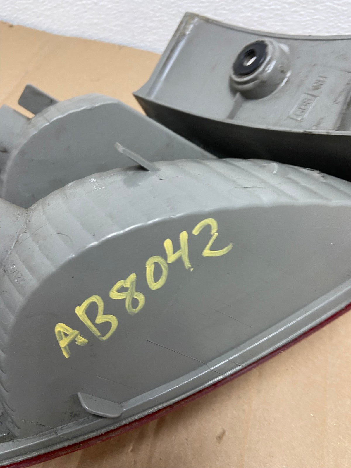 2008 to 2015 Nissan Rogue Right Passenger Rh Side Tail Light Oem AB8042 LK6