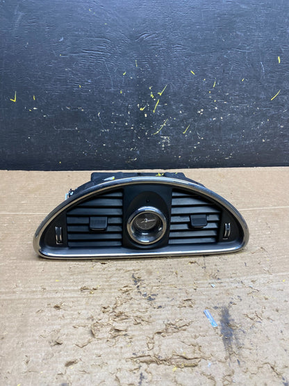 2008 to 2017 Buick Enclave Dash Center Clock Bezel Air Vent Trim Oem X1207 DG0