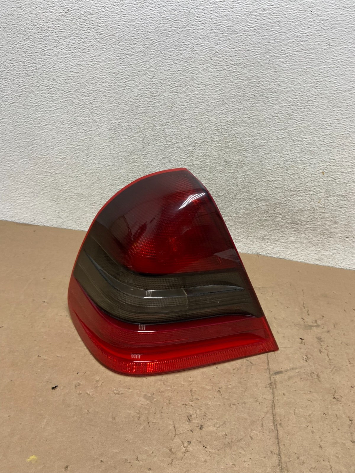 1998 to 2000 Mercedes C-Class Left Driver LH Side Tail Light AG5692 DW0
