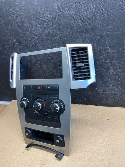 2008 to 2010 Jeep Grand Cherokee Center A/C Heater Climate Control AH5108 DG3