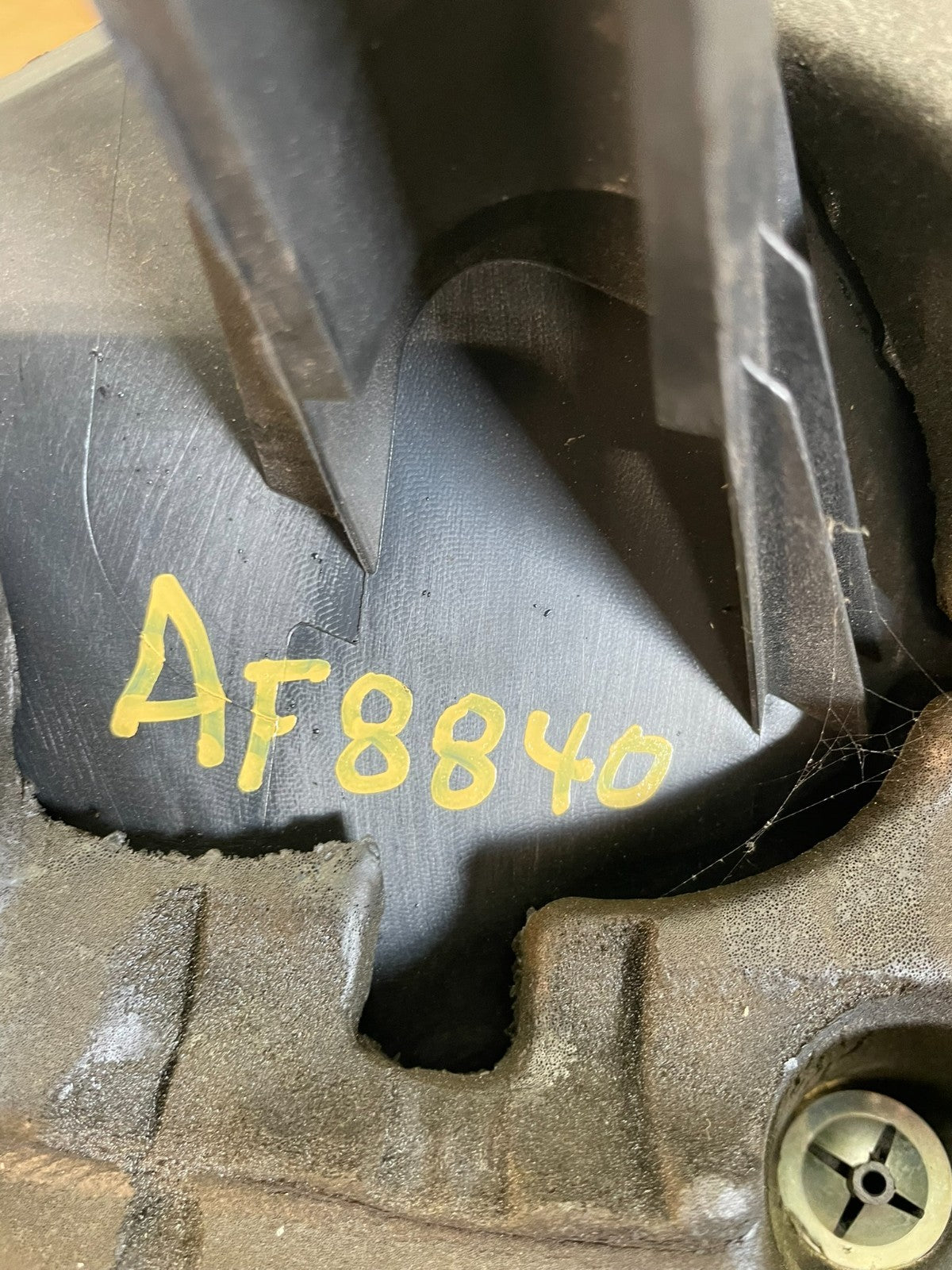 2012 - 2017 Fiat 500 MultiAir Engine Motor Cover AF8840 DG7