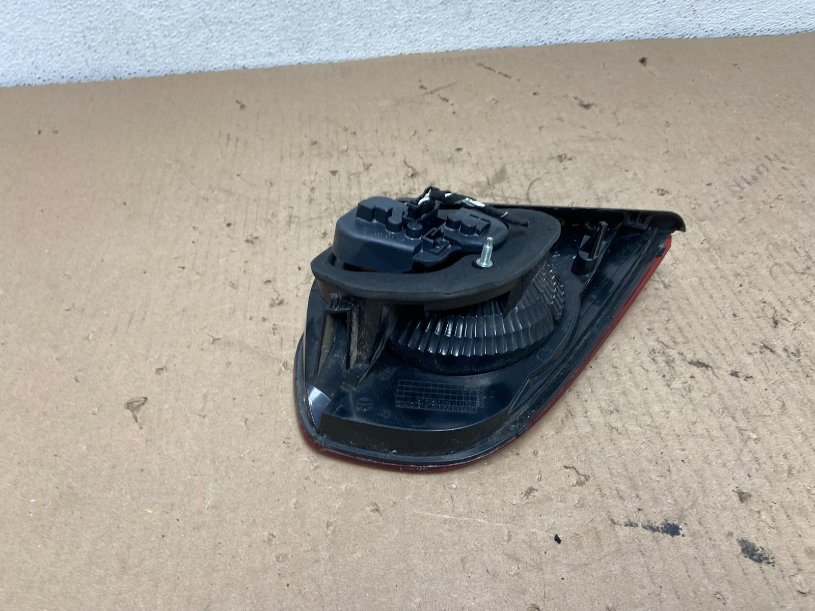 2010 to 2014 Volkswagen Golf GTI Right Inner Tail Light AF4262 DW4