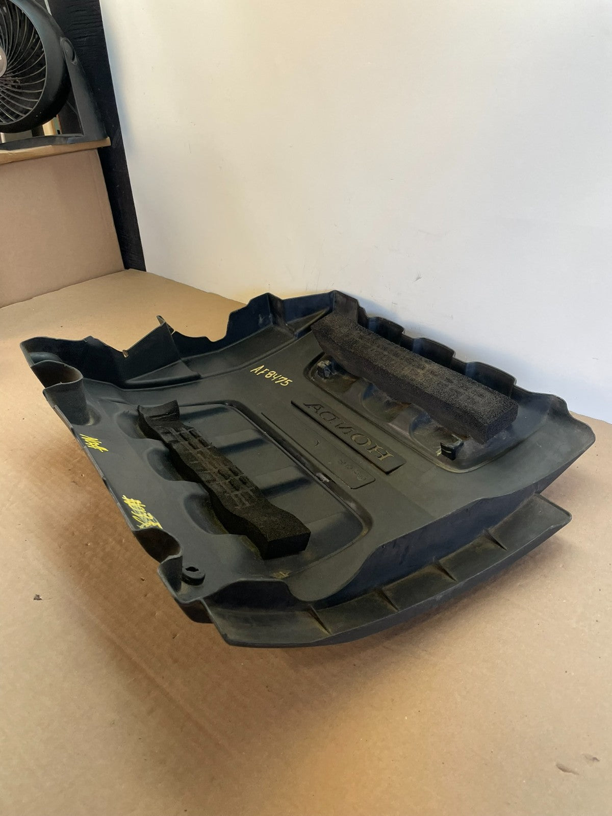 2005 to 2007 Honda Odyssey Black Engine Cover AF8475 DG4