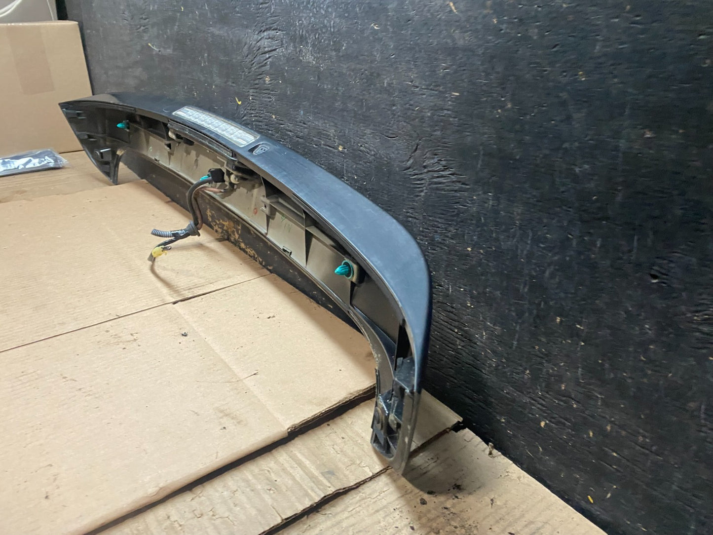 2008-2011 Subaru Impreza Hatchback Rear Upper Tailgate Roof Spoiler OEM W2526 DG9