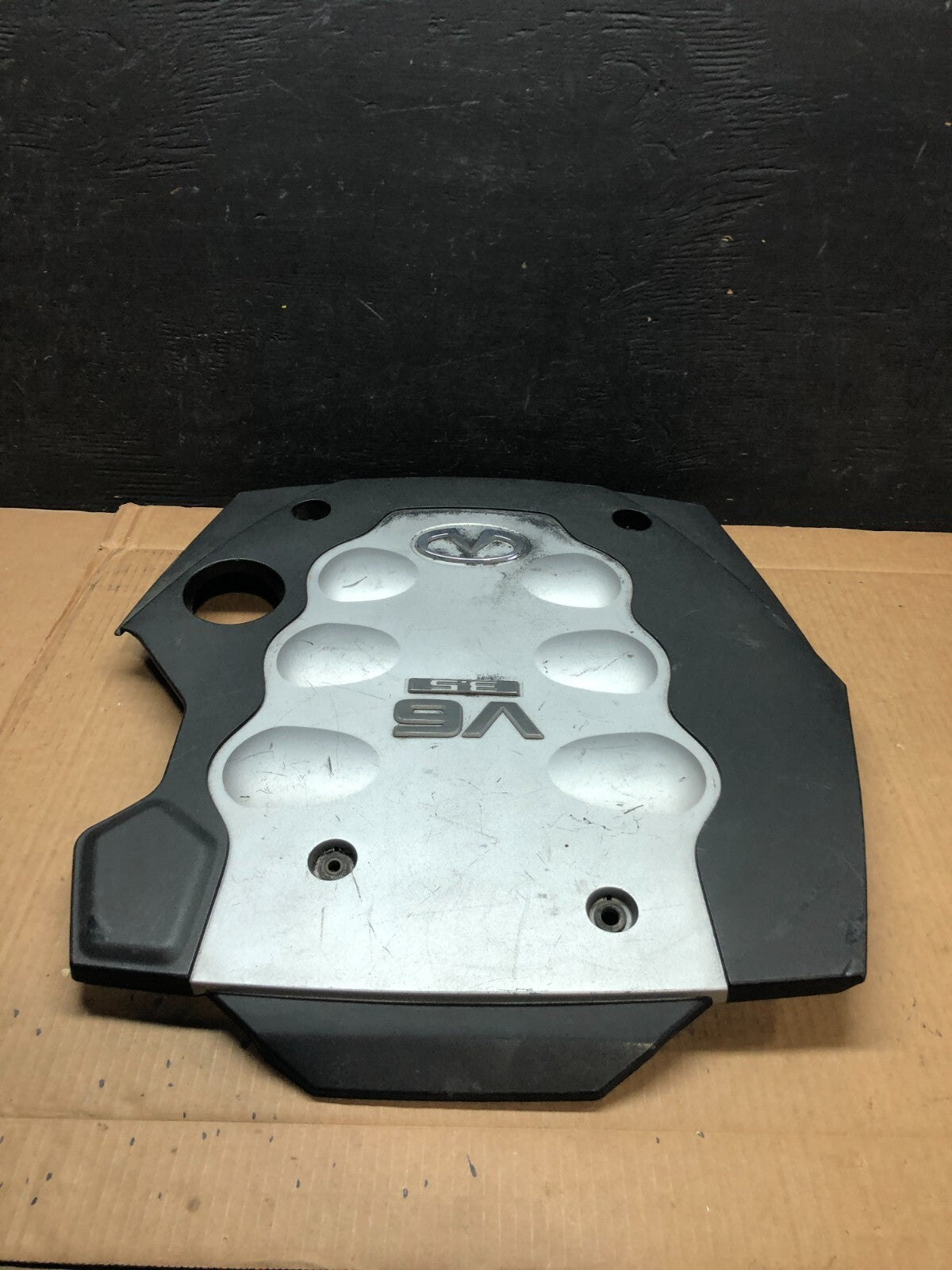 2003 to 2007 Infiniti FX35 M35 G35 V6 Engine MOTOR Cover OEM G3255 DG11
