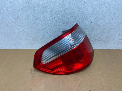 2005 2006 2007 Honda Odyssey Left Driver LH Side Tail Light AE2952 LK2