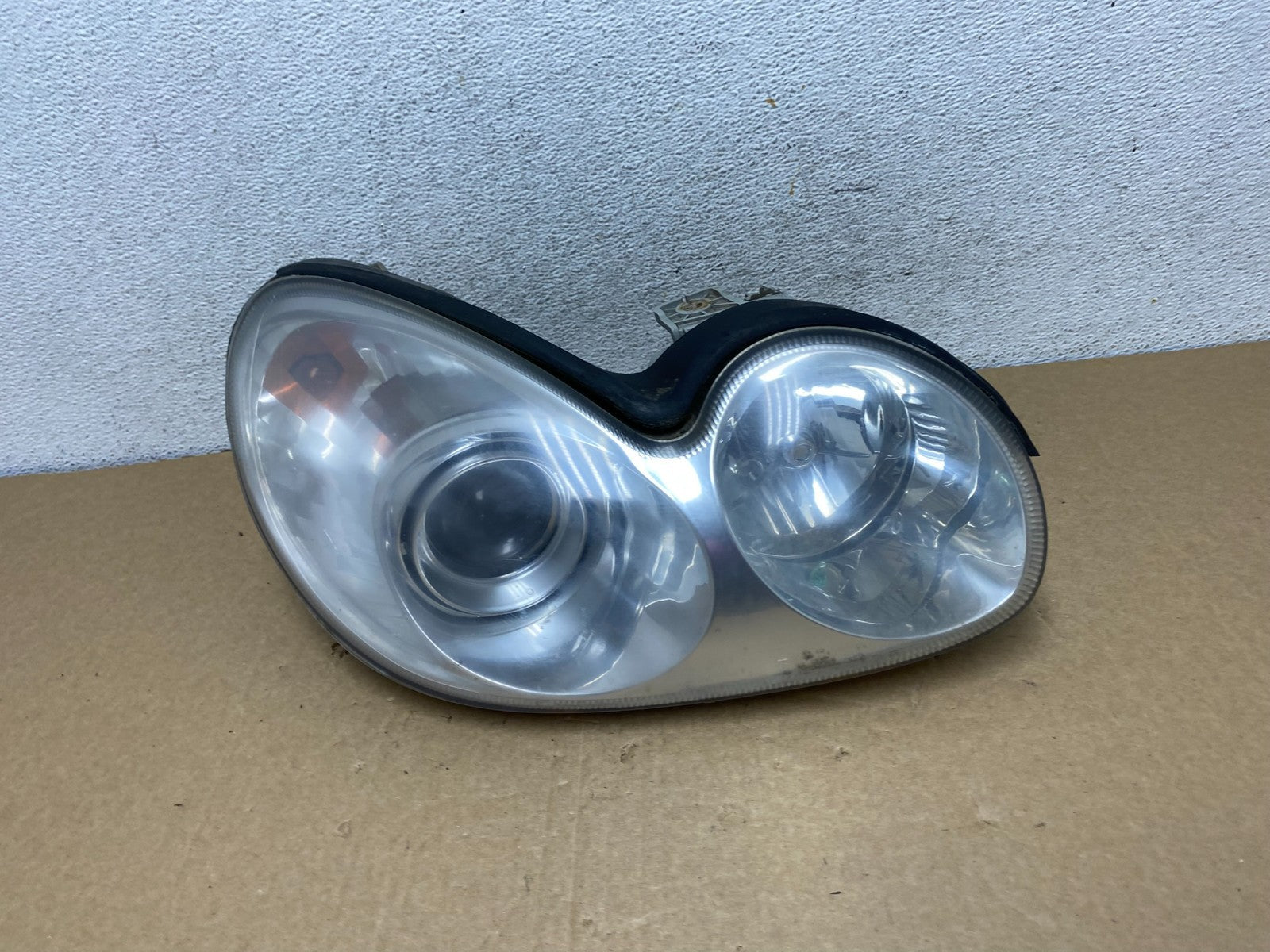 2002-2005 Hyundai Sonata Right Passenger Headlight Halogen AF7291 DW0