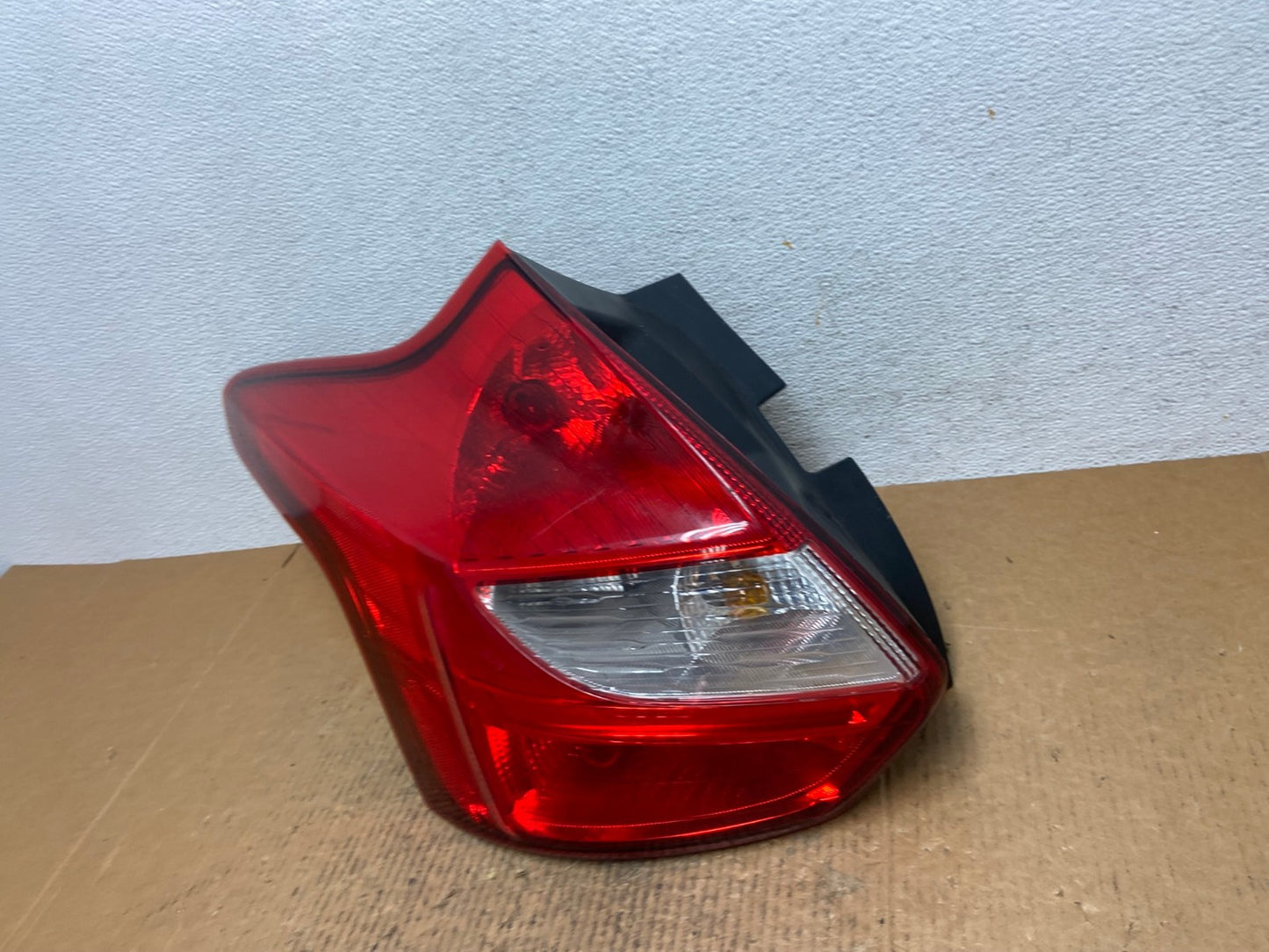 2012 2013 2014 Ford Focus Tail Light Hatchback Left Driver Lh Side AE1477 LK1