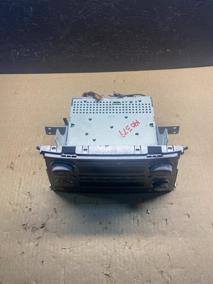 2005-2006 Subaru Legacy Outback Radio CD Player Casete Climate Control ac8957 DG4