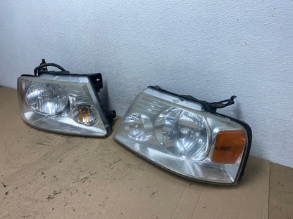2004 to 2008 Ford F-150 F150 Left+Right Halogen Headlights AF4246 LK1