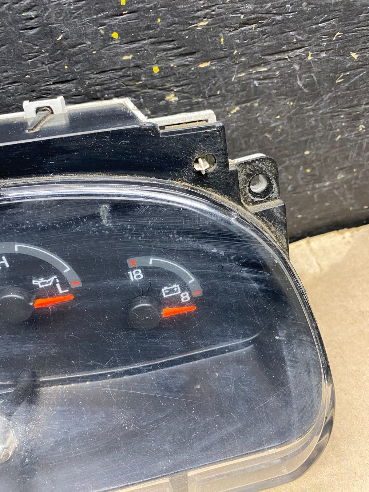 2001 - 2002 Ford Econoline E250 E350 Van Speedometer Instrument Cluster x5687 DG2