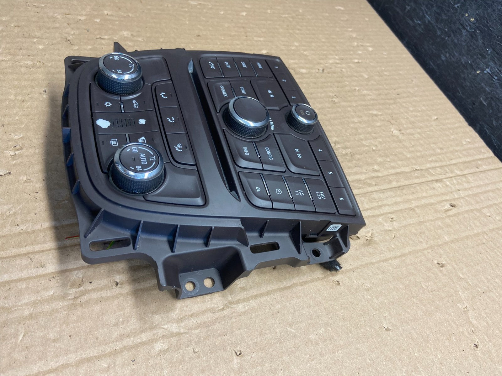 2012 - 2016 Buick Verano Radio Climate Control Unit Heater Ac Temp AF6300 DG2