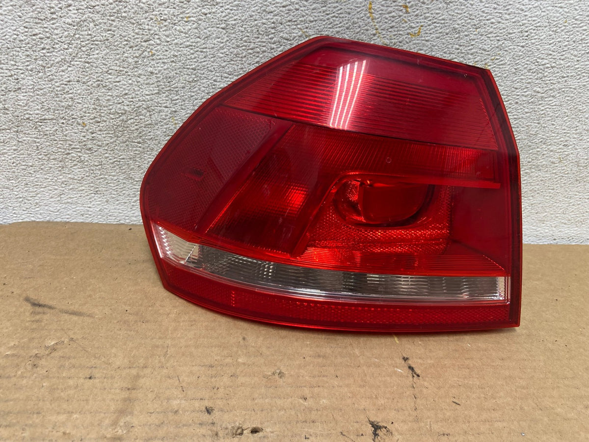 2012 to 2015 Volkswagen Passat Left Driver Lh Side Tail light AH4277 LK0