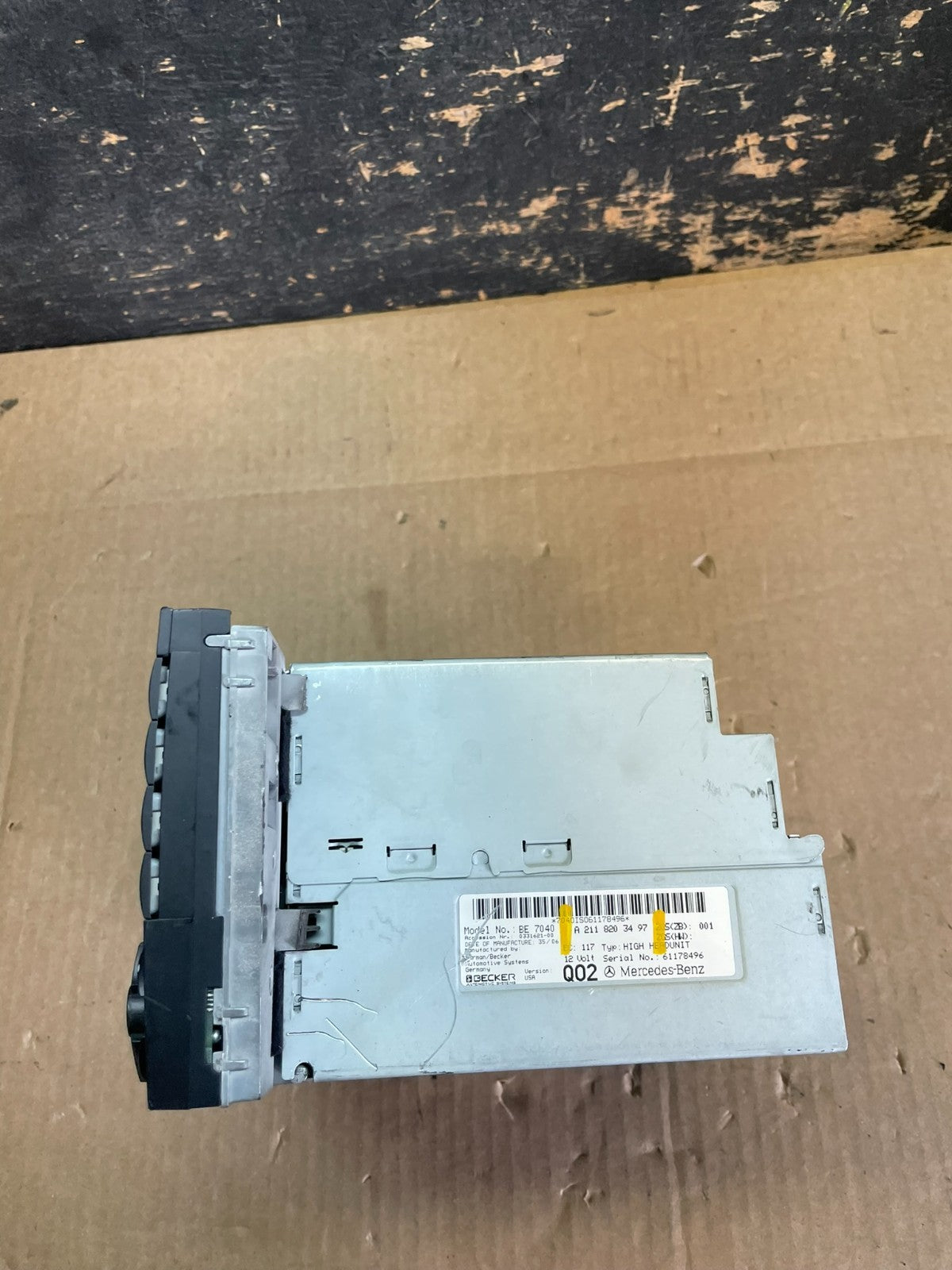 2003-2006 Mercedes Benz W211 E350 E500 Radio Screen Navigation Display AB3040 DG2