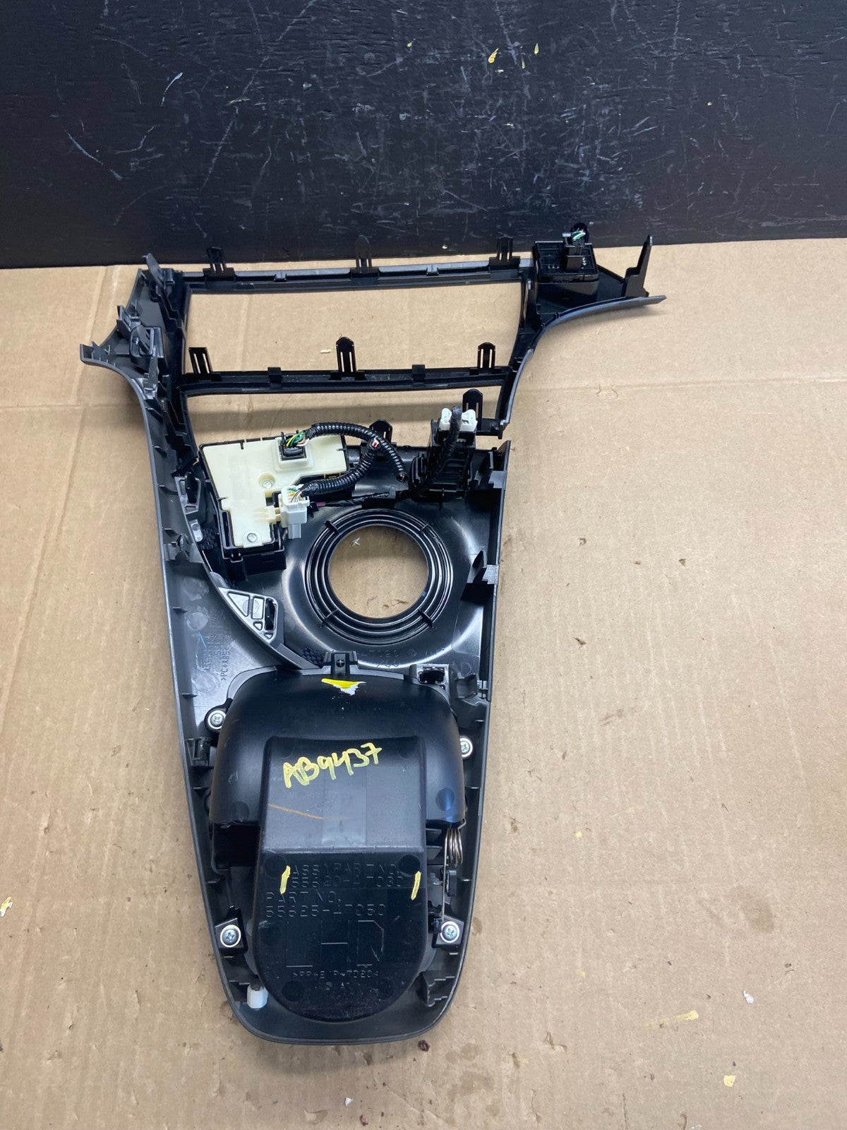 2010 to 2015 Toyota Prius Center Console Cup Holder Trim Bezel AB9437 DG4
