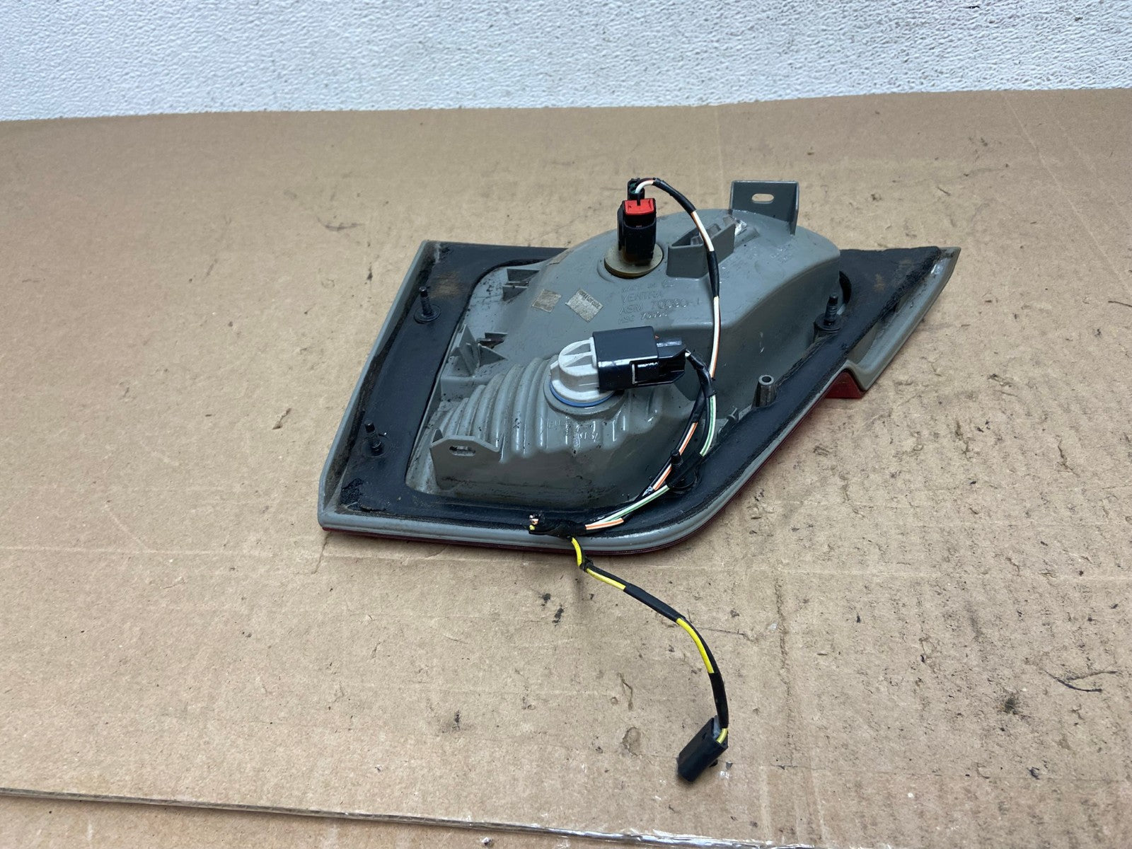 2011-2013 Jeep Grand Cherokee Right Passenger Rh Inner Tail Light AE6555 LK4