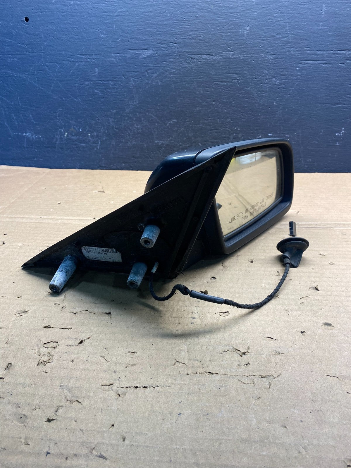 2004 - 2006 BMW 5-Series 525i 530i Right Passenger RH Door View Mirror AC87996