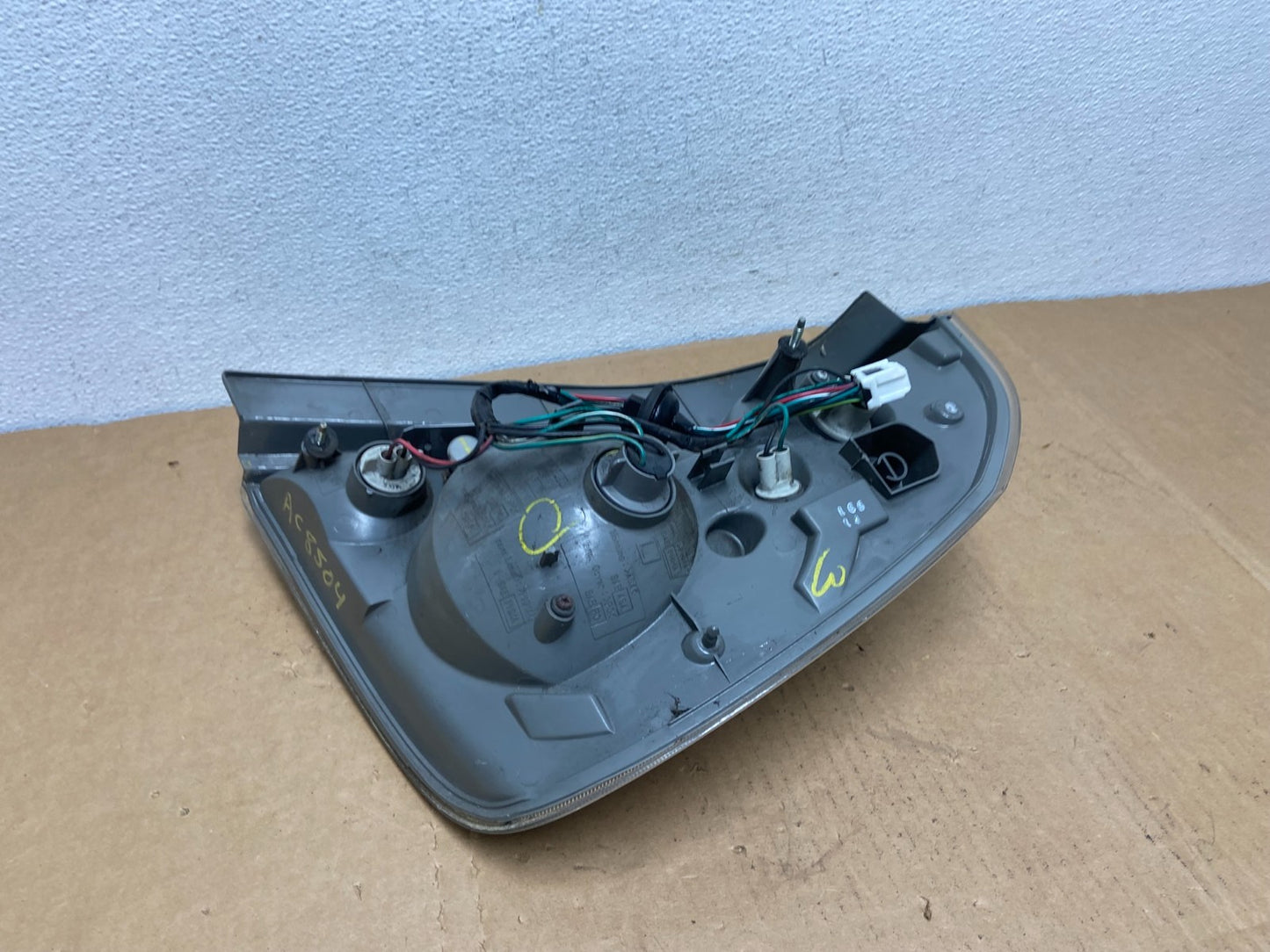 2005 to 2006 Nissan Altima Left Driver Side Tail Light AC8504 DW5